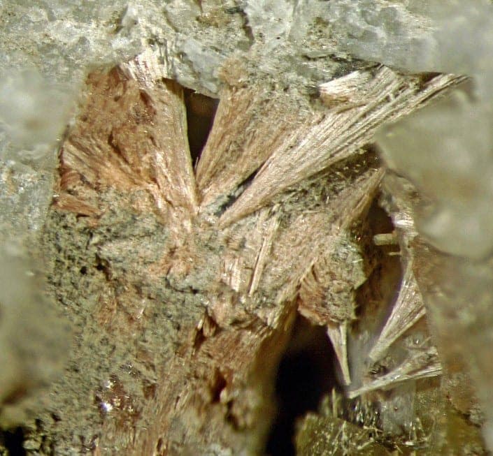 Rémondite-(Ce) mineral
