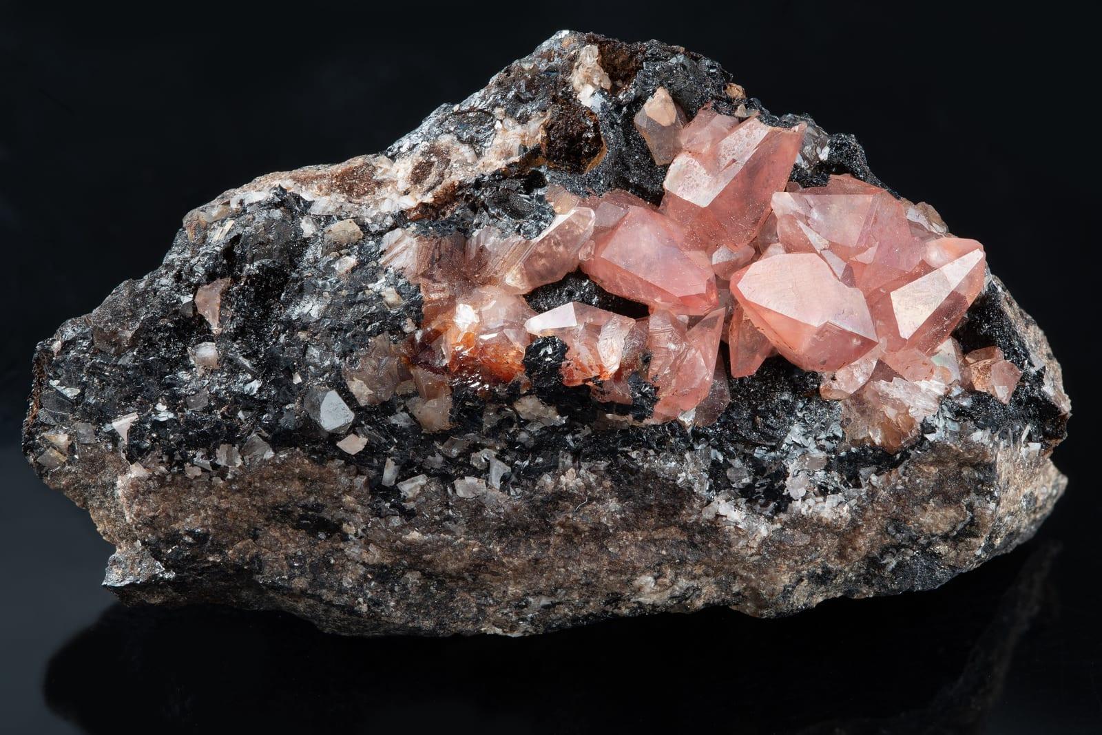 Rhodochrosite mineral