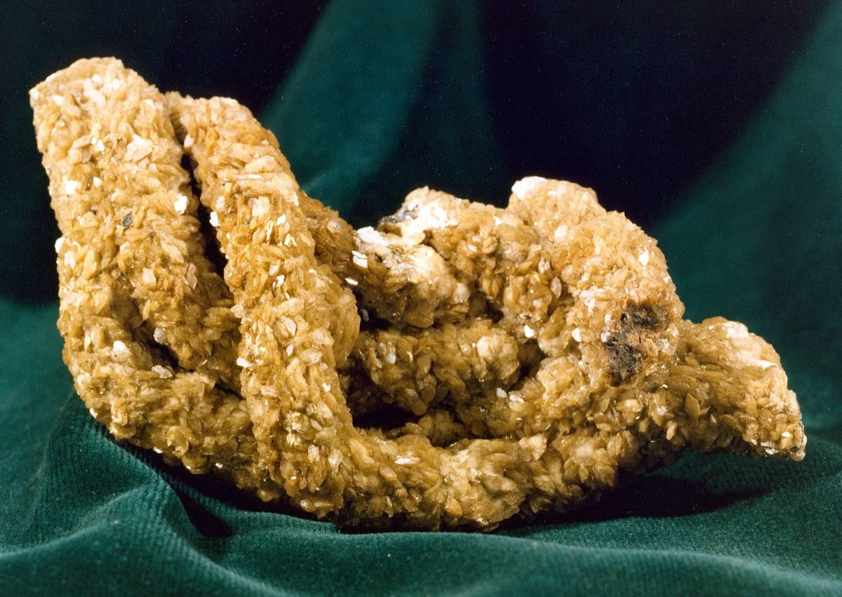 Buff crystalline siderite crust, White Raven Mine, Boulder County, Colorado