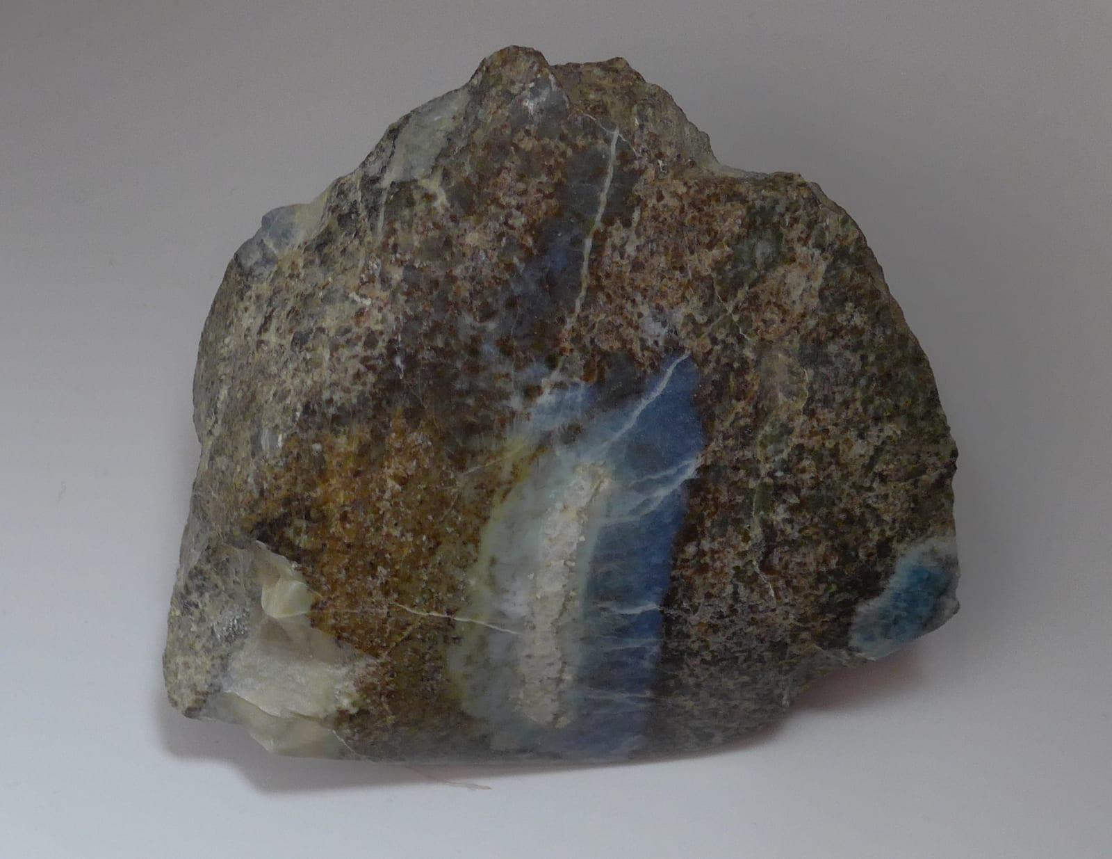 Ternesite mineral