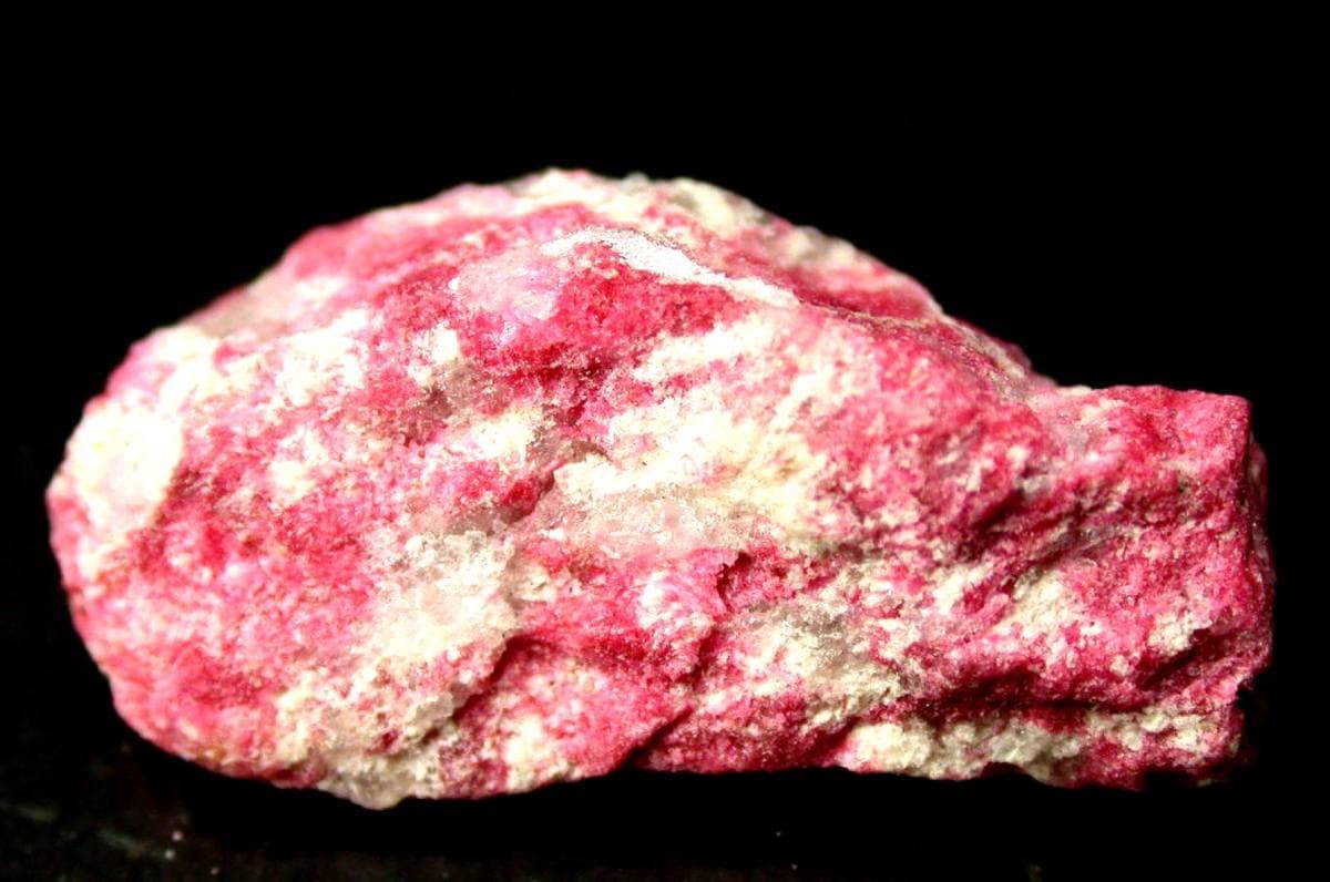 Thulite