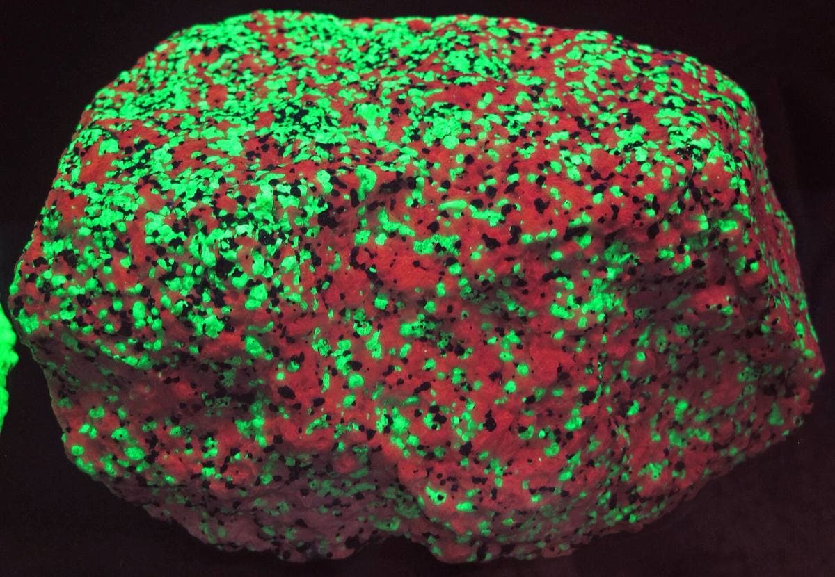 Willemite fluorescing under ultraviolet light