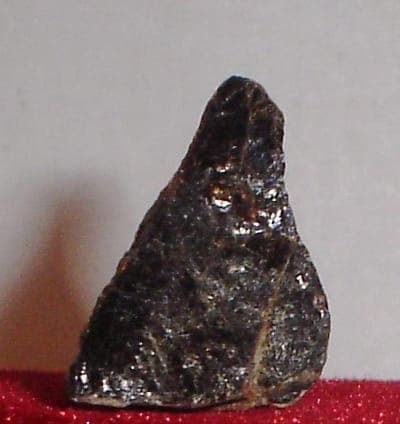 Allanite (Nd) Allanite (Ce) 477758 at Kingman Feldspar Mine, Mohave County, Arizona