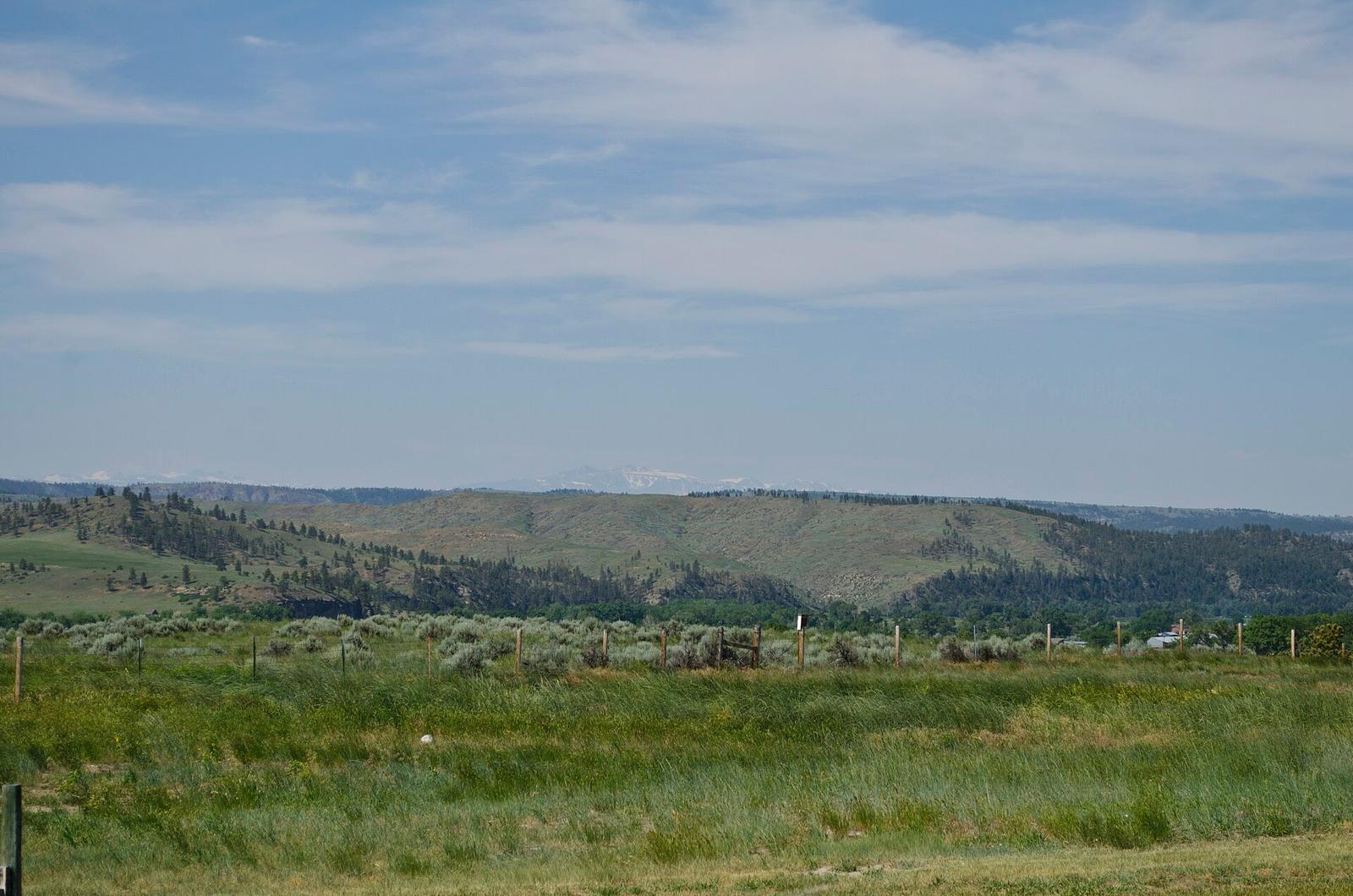 View toward the foothills of the Pryor Mountains, the agate and jasper collecting locality at Pryor Mountains, Big Horn County, Montana