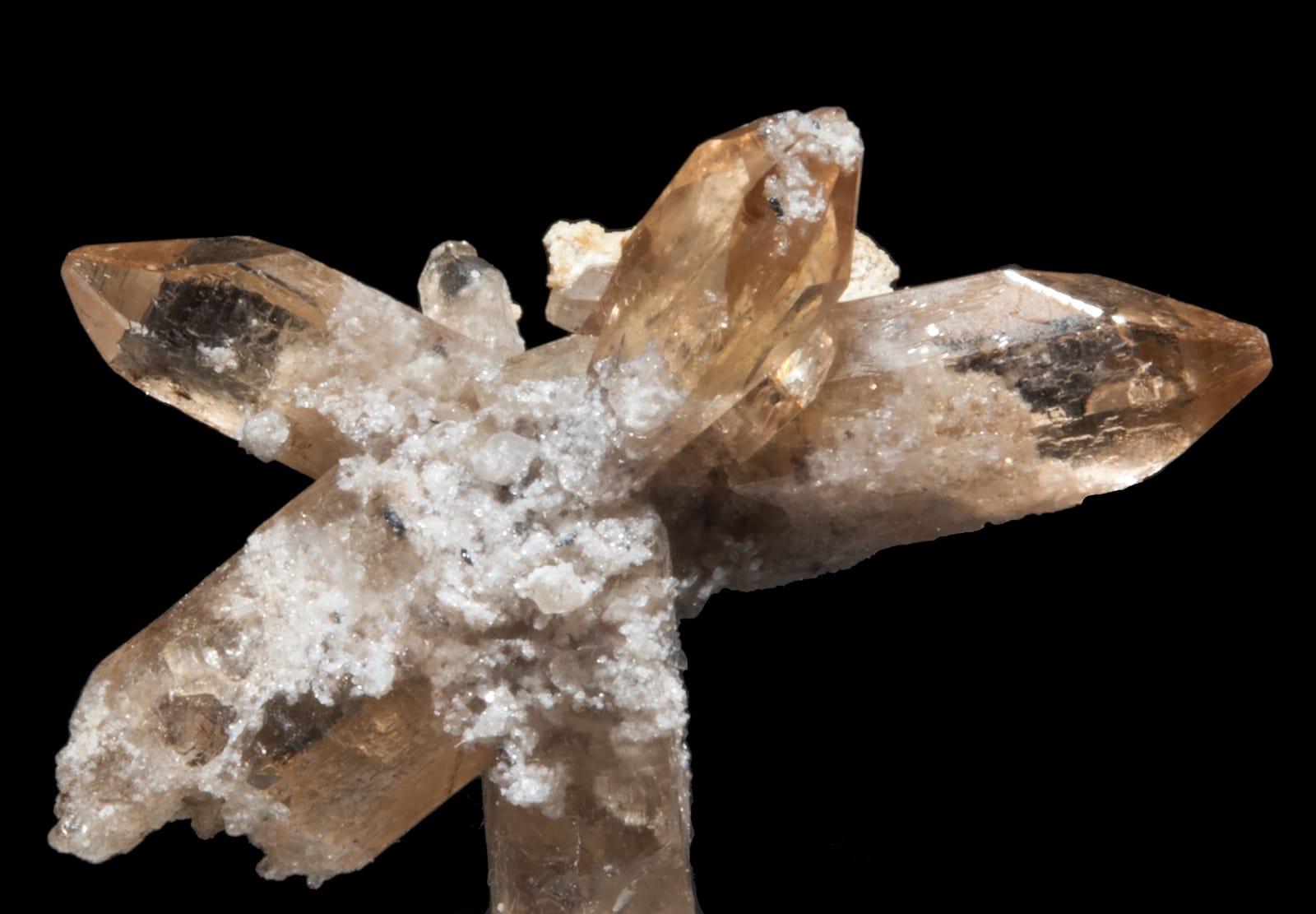 Topaze, rhyolite, bixbyite 7100.5252 at Topaz Dome Quarry, Juab County, Utah